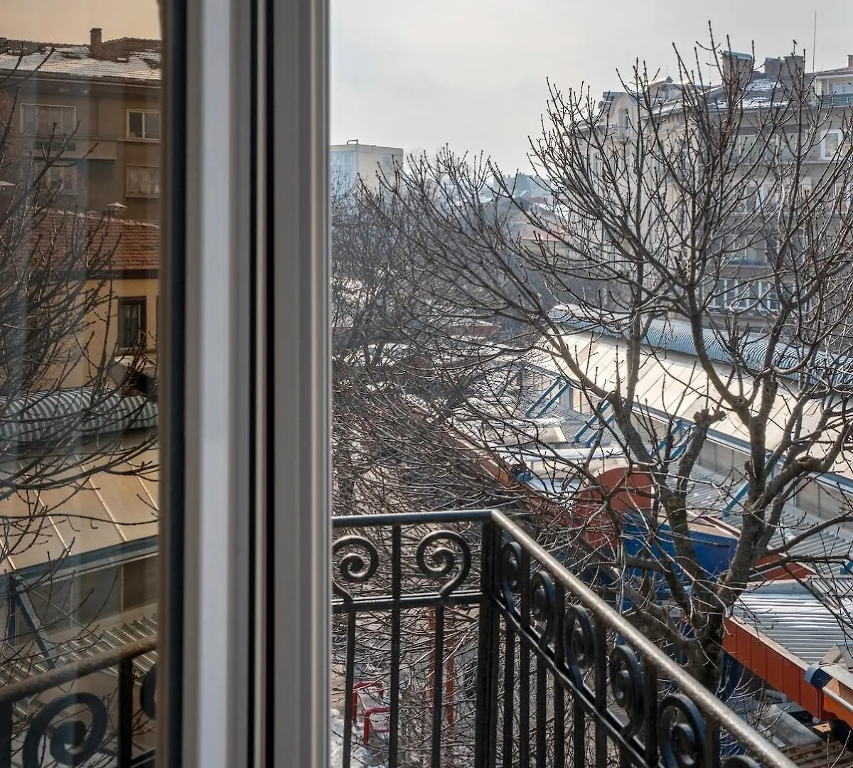 Landmark Luxe 2Br Apt With Parking ソフィア 0*,